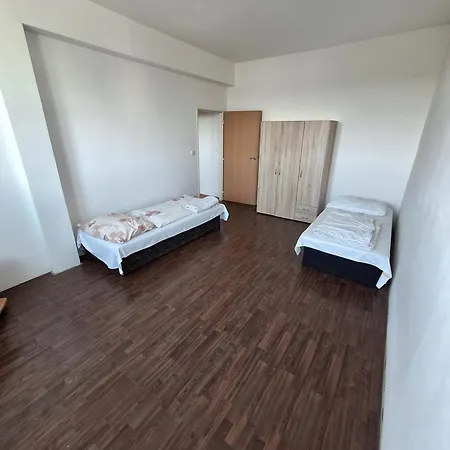 Hotelak Martinov