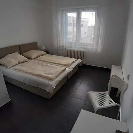 Hotel Hotelak Martinov *